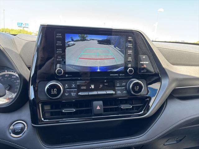 used 2022 Toyota Highlander car, priced at $34,971