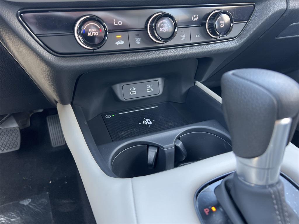 new 2026 Honda HR-V car, priced at $29,605