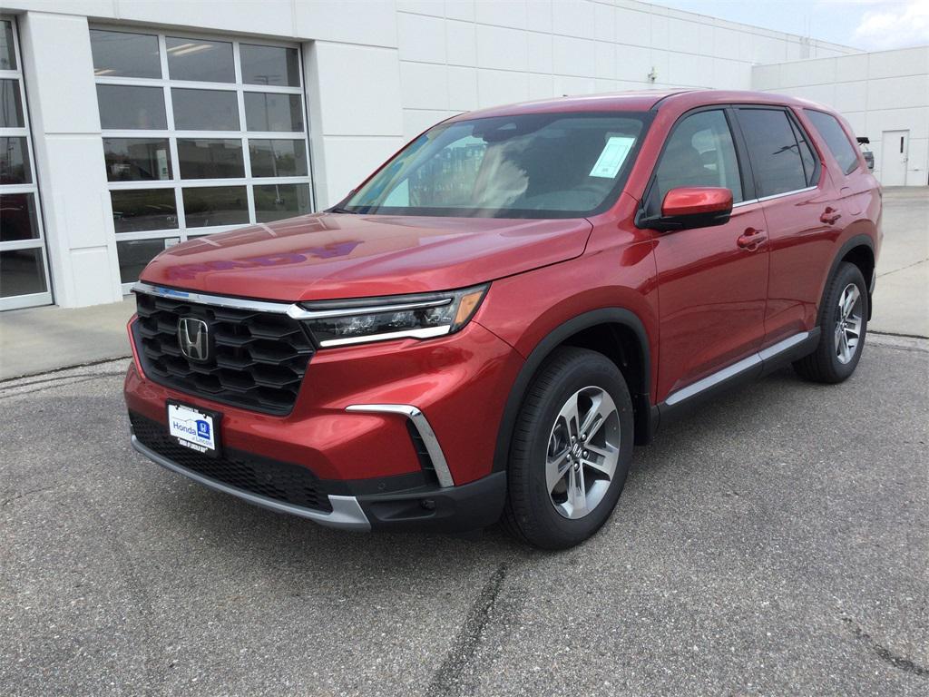 new 2025 Honda Pilot car, priced at $48,280