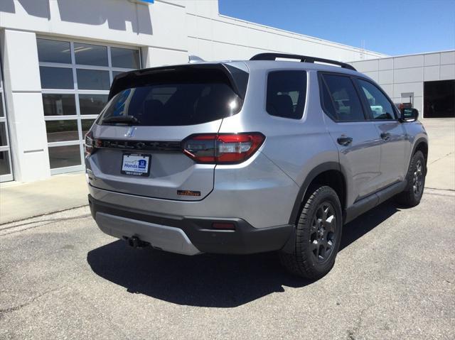 new 2025 Honda Pilot car, priced at $50,795