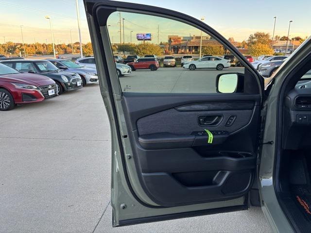 used 2026 Honda Passport car, priced at $47,995