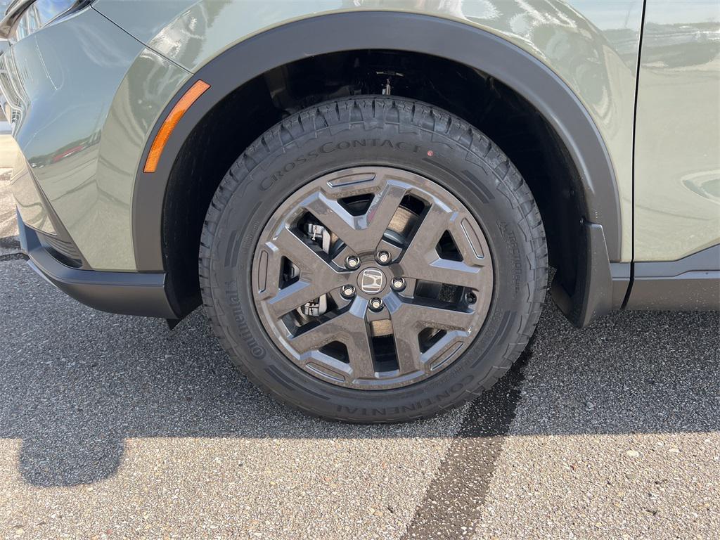 new 2026 Honda CR-V Hybrid car, priced at $40,705