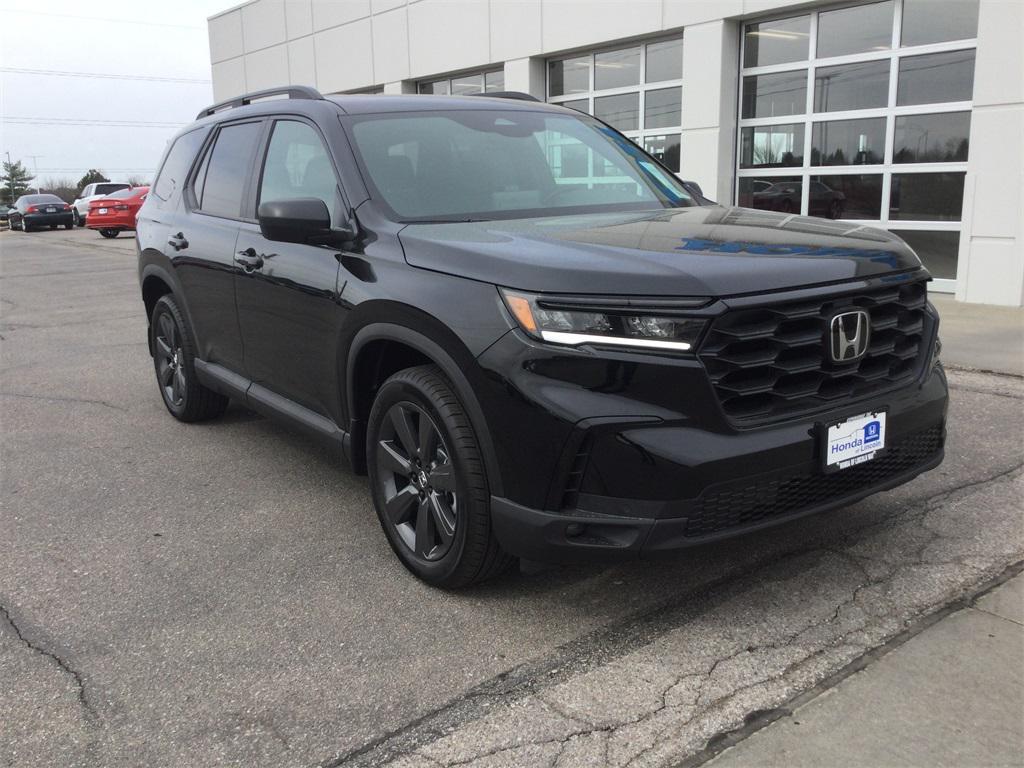 new 2025 Honda Pilot car, priced at $43,795