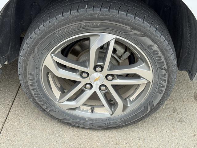 used 2016 Chevrolet Equinox car, priced at $13,900