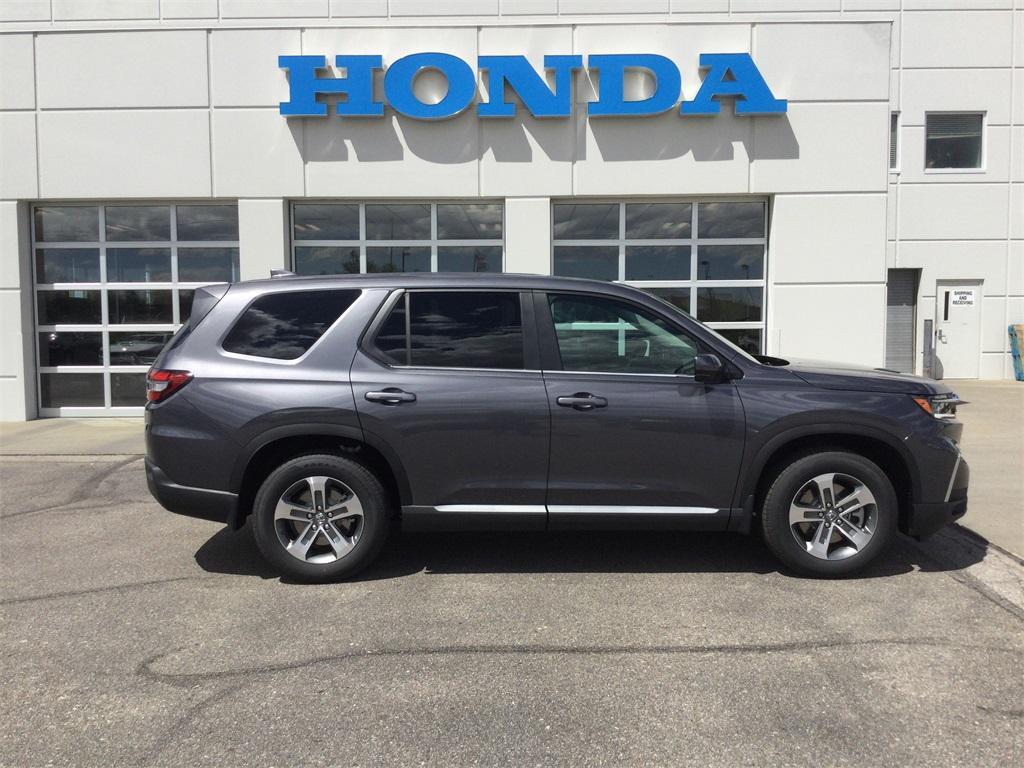 new 2025 Honda Pilot car, priced at $47,095