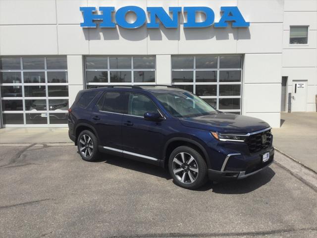 new 2025 Honda Pilot car, priced at $54,530