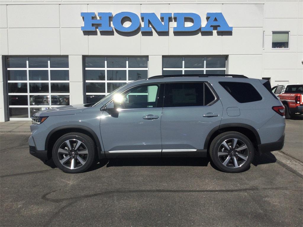 new 2025 Honda Pilot car, priced at $51,505