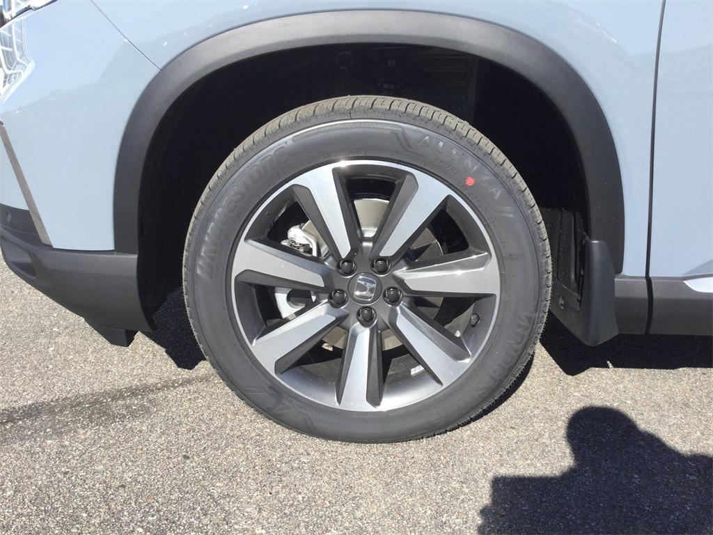 new 2025 Honda Pilot car, priced at $51,505