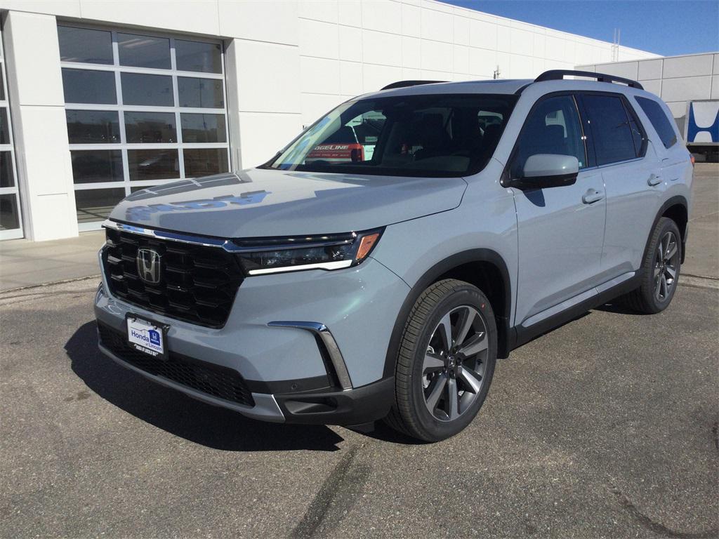 new 2025 Honda Pilot car, priced at $51,505
