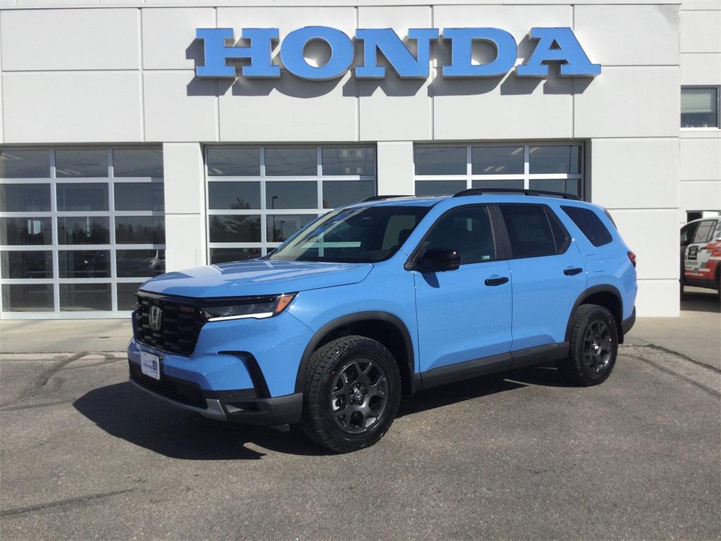 new 2025 Honda Pilot car, priced at $51,350