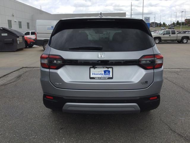 new 2025 Honda Pilot car, priced at $47,050