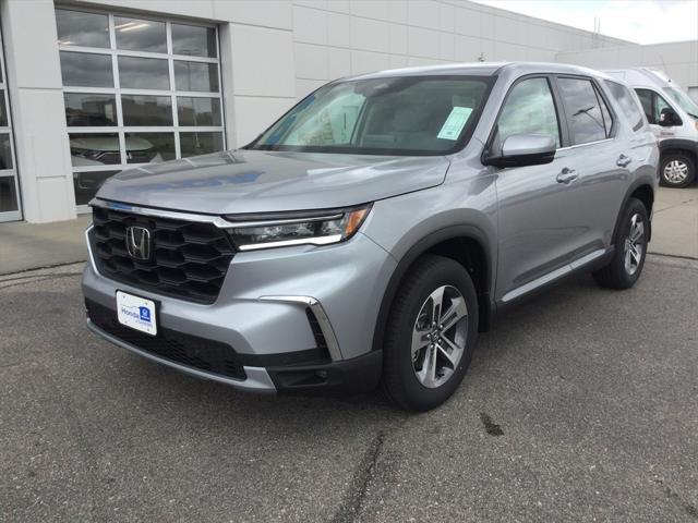 new 2025 Honda Pilot car, priced at $47,050