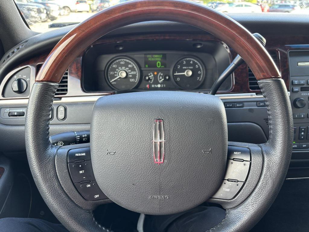 used 2011 Lincoln Town Car car, priced at $13,400
