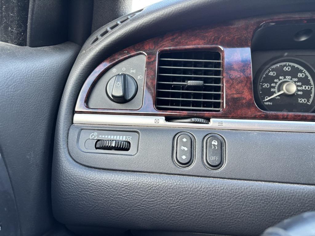 used 2011 Lincoln Town Car car, priced at $13,400