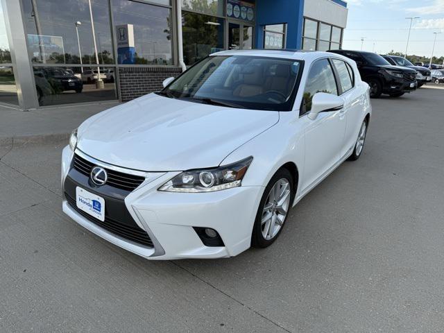 used 2015 Lexus CT 200h car, priced at $15,300