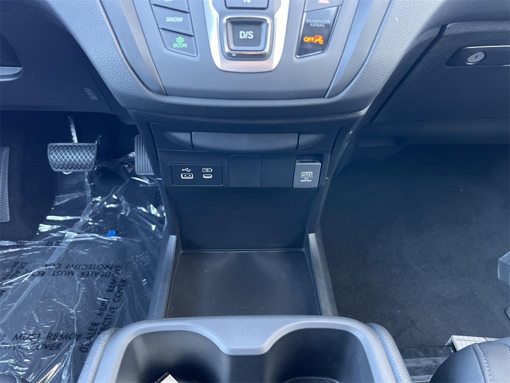 new 2026 Honda Odyssey car, priced at $45,320