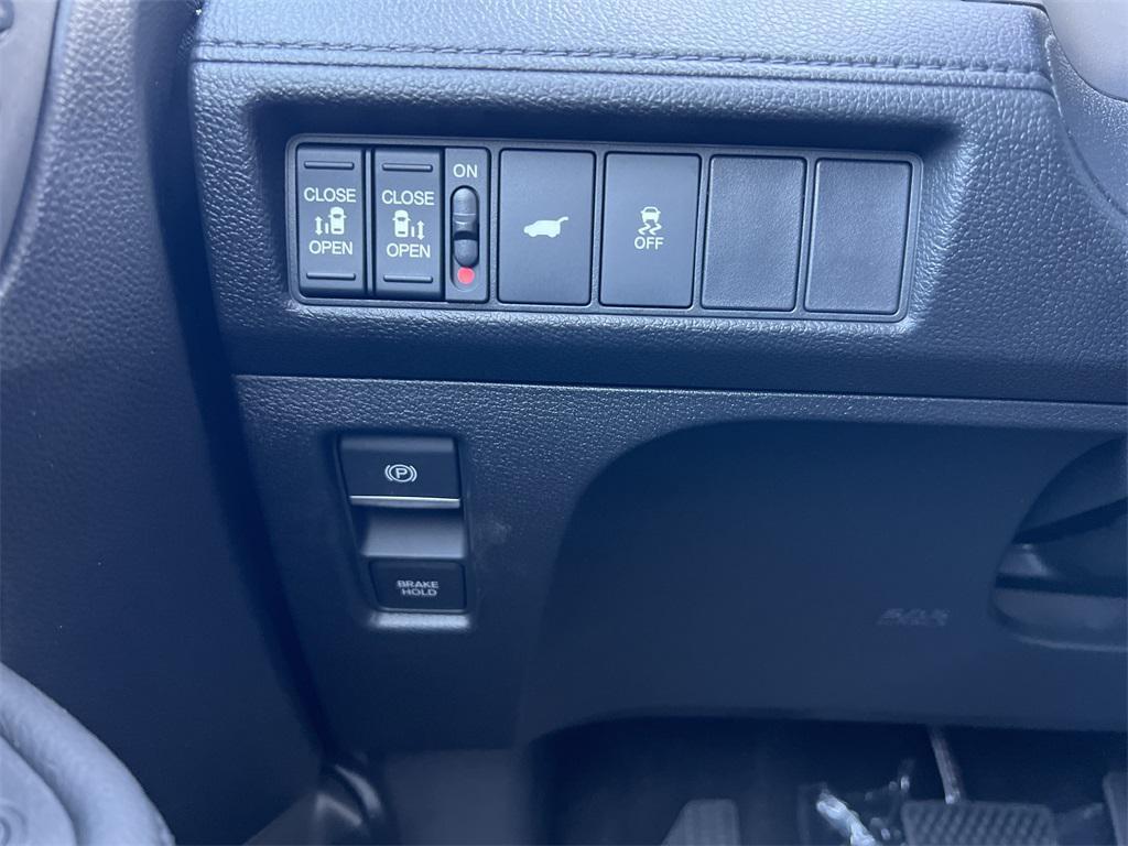 new 2026 Honda Odyssey car, priced at $45,320