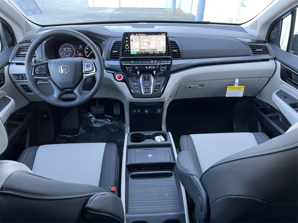 new 2026 Honda Odyssey car, priced at $54,335