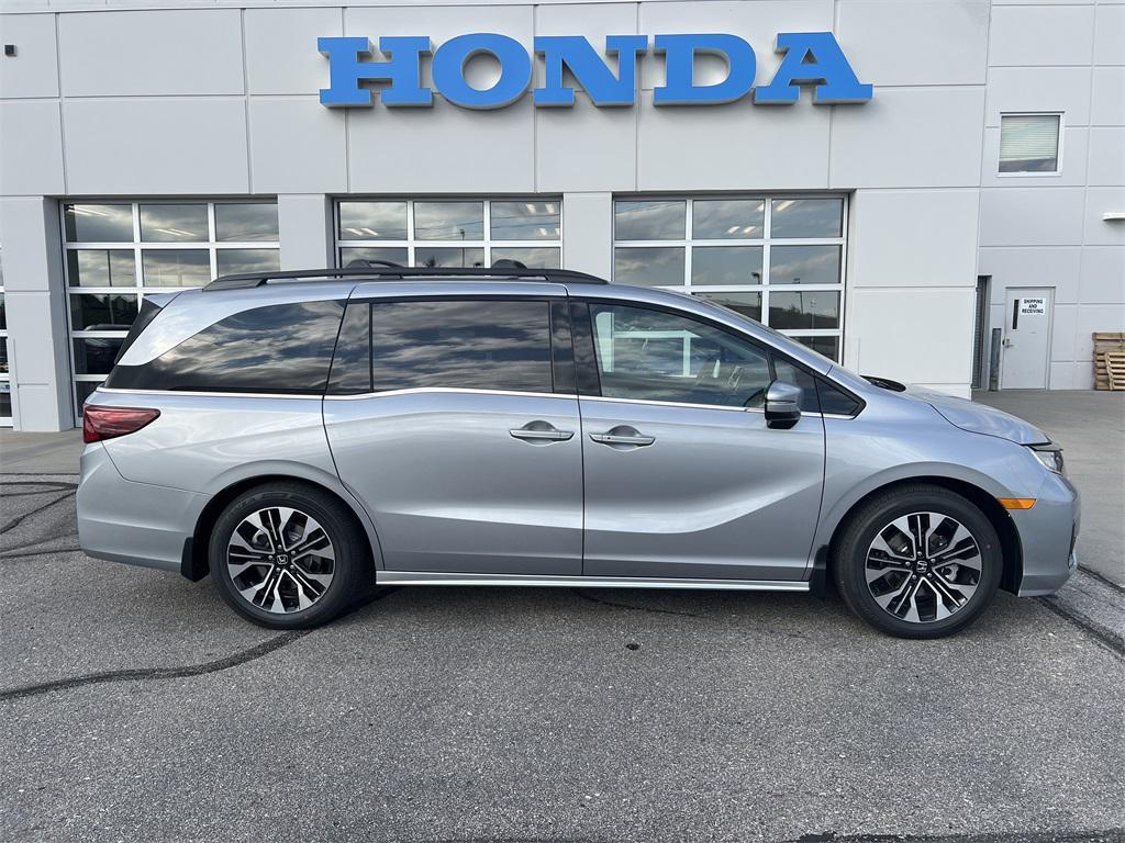 new 2026 Honda Odyssey car, priced at $54,335