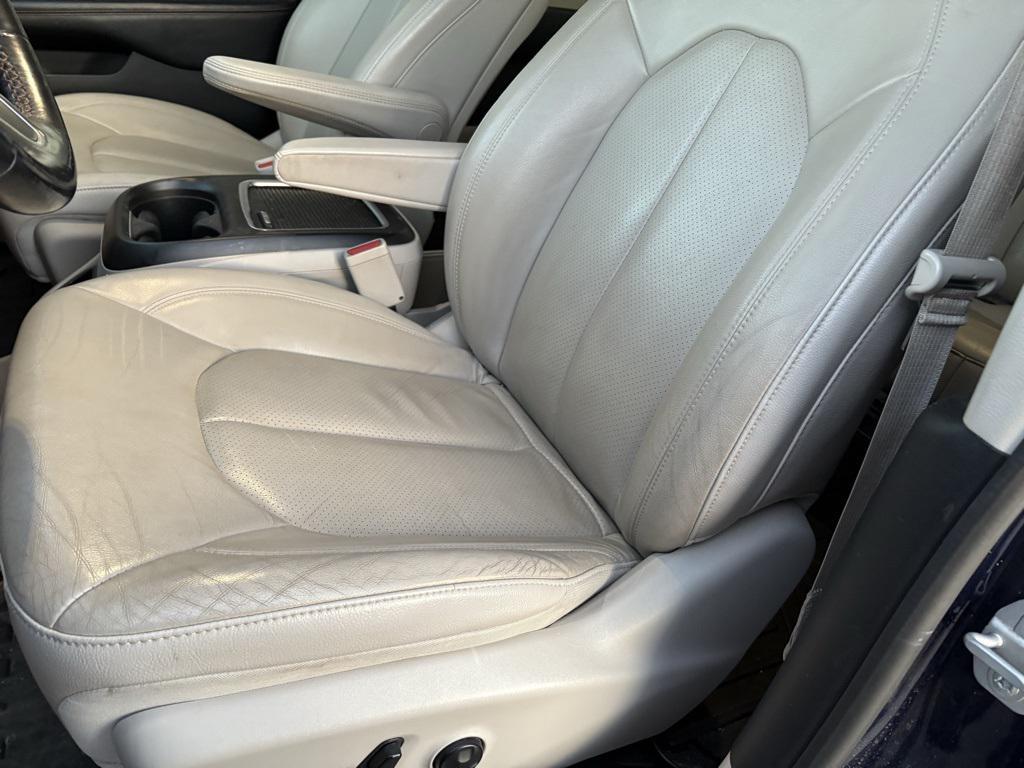 used 2019 Chrysler Pacifica car, priced at $18,731