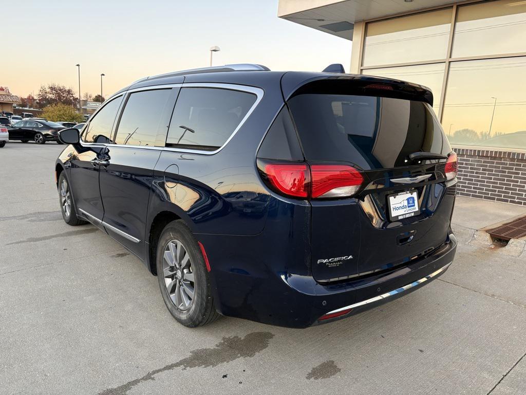 used 2019 Chrysler Pacifica car, priced at $18,731