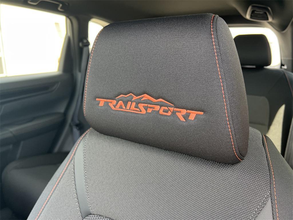 new 2026 Honda CR-V Hybrid car, priced at $40,705