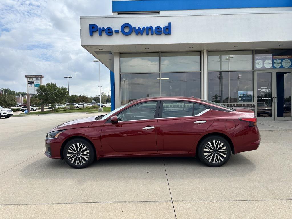 used 2023 Nissan Altima car, priced at $20,971