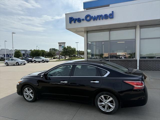 used 2013 Nissan Altima car, priced at $10,900