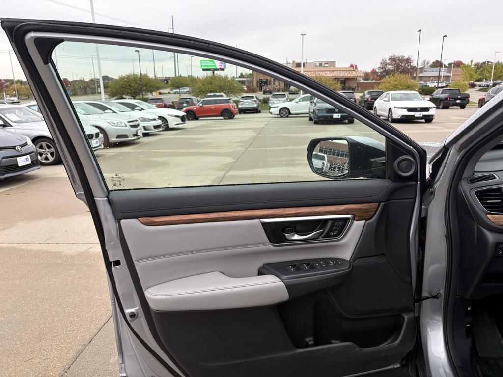 used 2018 Honda CR-V car, priced at $25,471