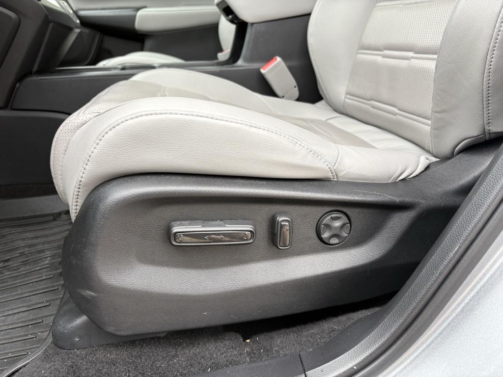 used 2018 Honda CR-V car, priced at $25,471