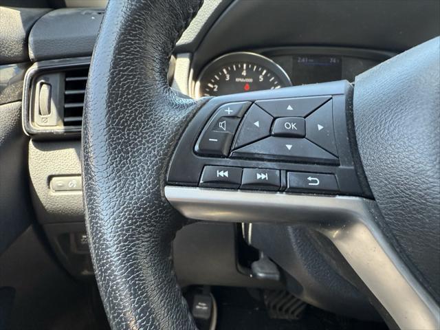 used 2019 Nissan Rogue car, priced at $18,731