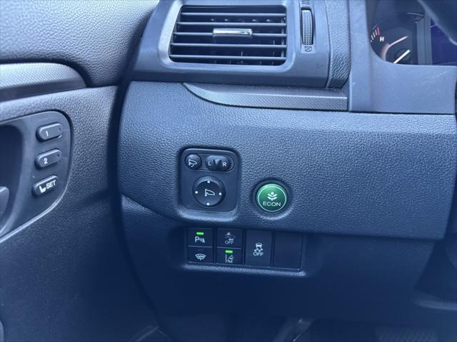 used 2022 Honda Passport car, priced at $35,561