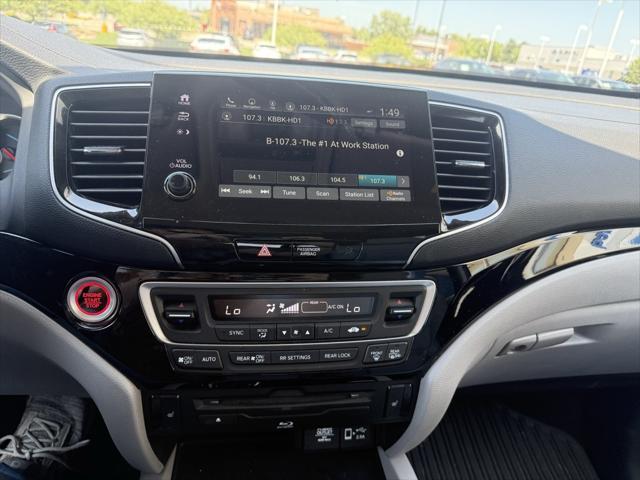 used 2022 Honda Pilot car, priced at $37,591