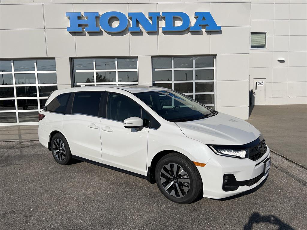 new 2025 Honda Odyssey car, priced at $44,170