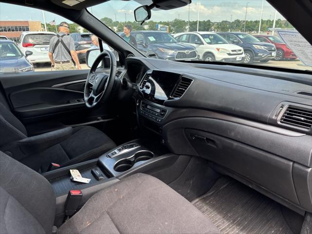 used 2022 Honda Pilot car, priced at $31,991