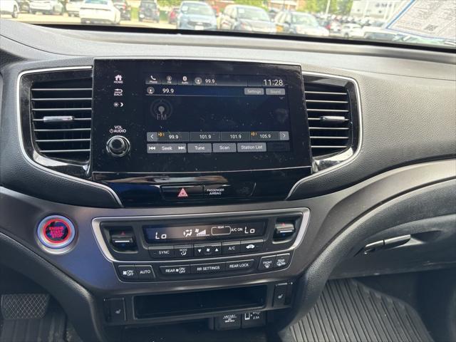 used 2022 Honda Pilot car, priced at $31,991