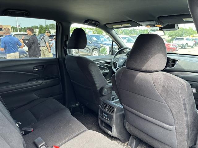 used 2022 Honda Pilot car, priced at $31,991