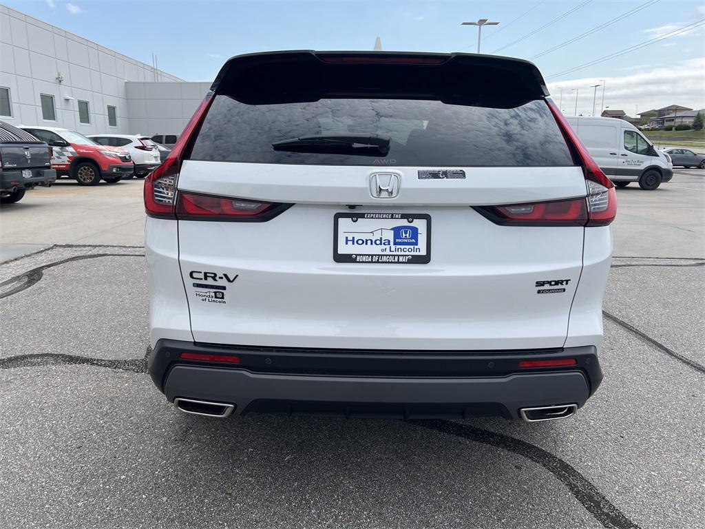 new 2026 Honda CR-V Hybrid car, priced at $44,155