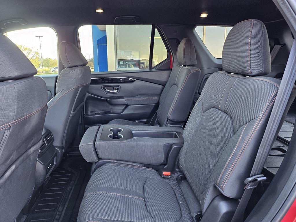 used 2025 Honda Pilot car, priced at $42,995