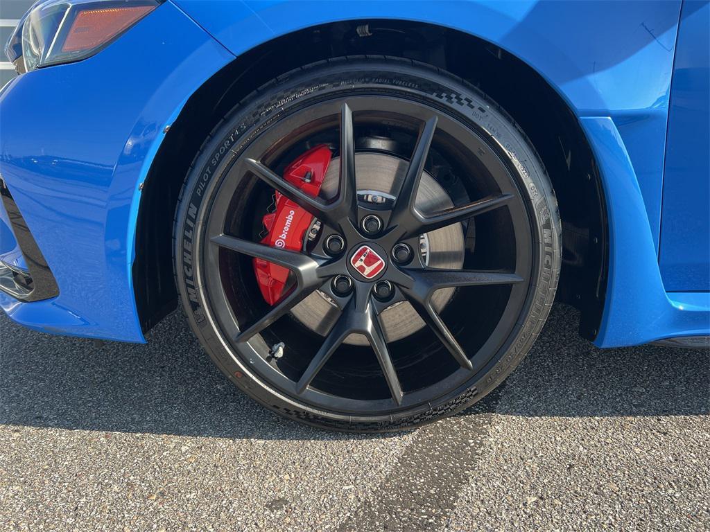 new 2025 Honda Civic Type R car, priced at $47,545