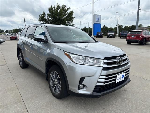 used 2019 Toyota Highlander car, priced at $29,731