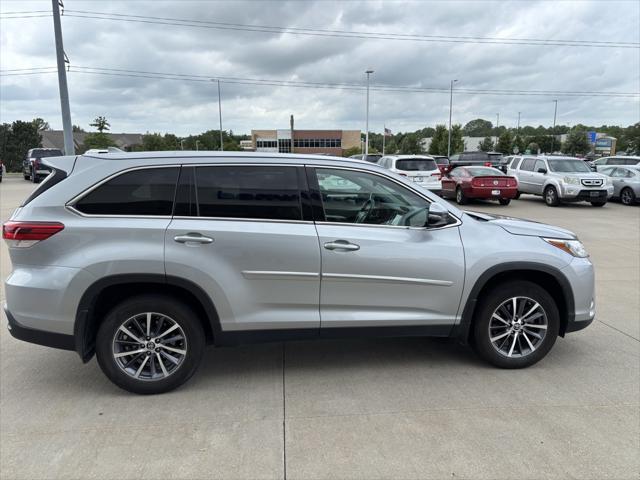 used 2019 Toyota Highlander car, priced at $29,731
