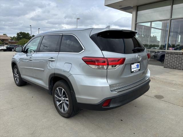 used 2019 Toyota Highlander car, priced at $29,731