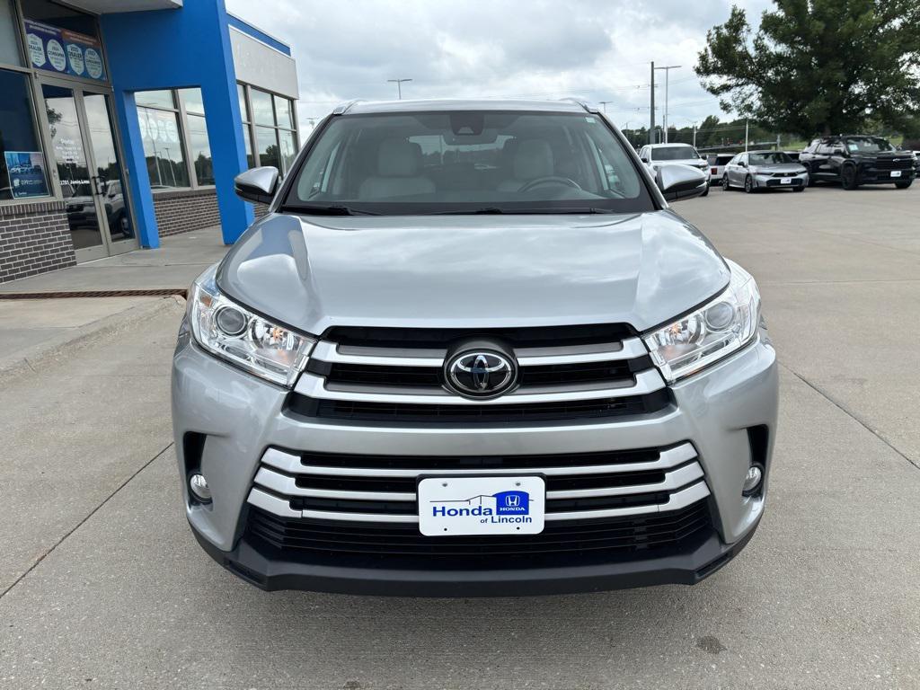 used 2019 Toyota Highlander car, priced at $28,331