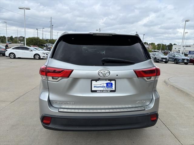 used 2019 Toyota Highlander car, priced at $29,731