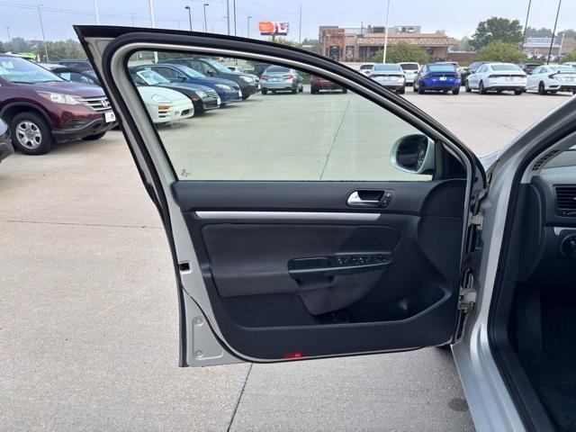 used 2010 Volkswagen Jetta car, priced at $7,900