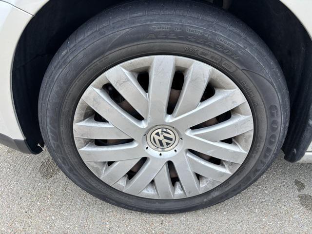used 2010 Volkswagen Jetta car, priced at $7,900