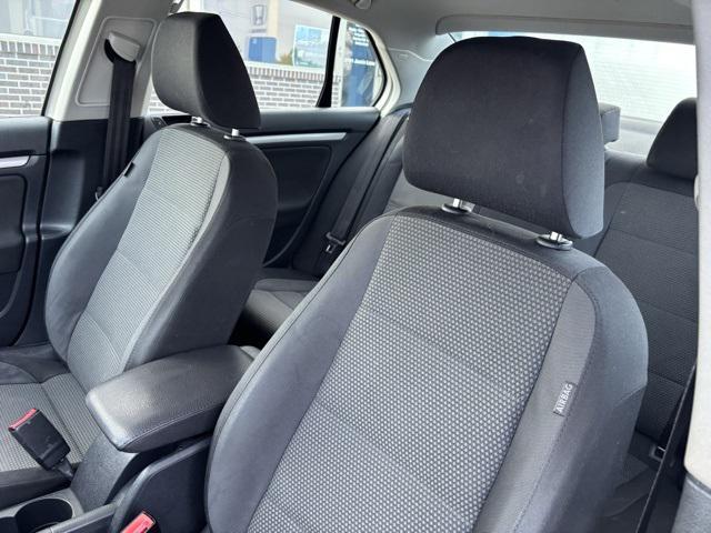 used 2010 Volkswagen Jetta car, priced at $7,900