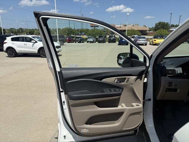 used 2017 Honda Pilot car, priced at $24,400