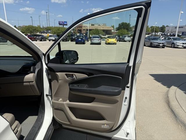 used 2017 Honda Pilot car, priced at $24,400